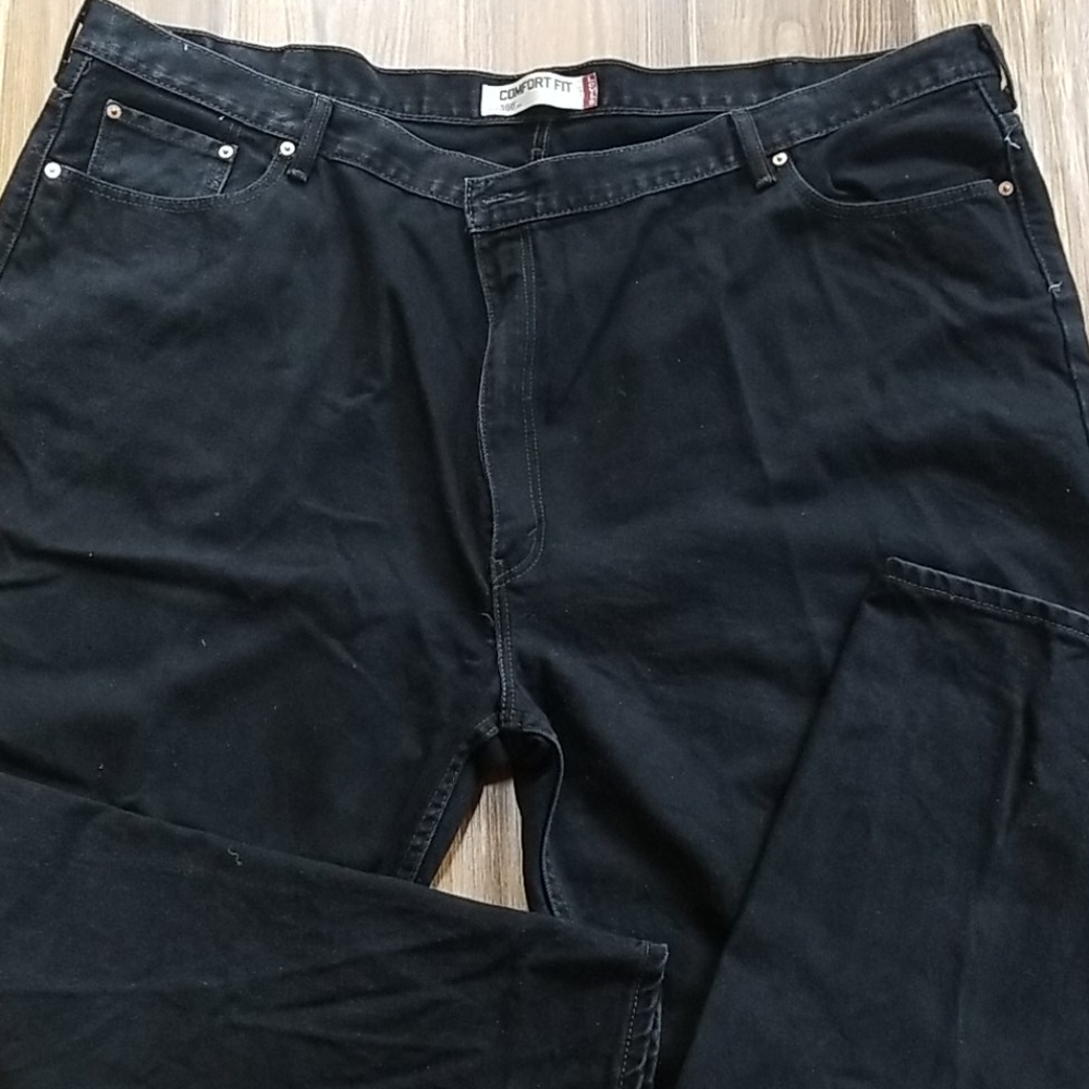 Levi's comfort fit black Jeans 56x30